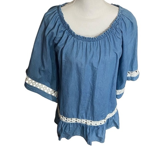 Khakis & Co Chambray Boatneck Crochet Trimmed Bell Sleeve Top - Picture 4 of 8